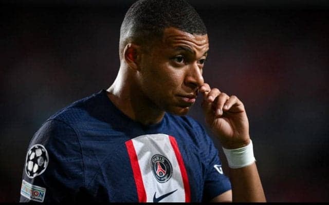 ムバッペの稼ぎは186憶円！　フットボーラーの長者番付で堂々トップ