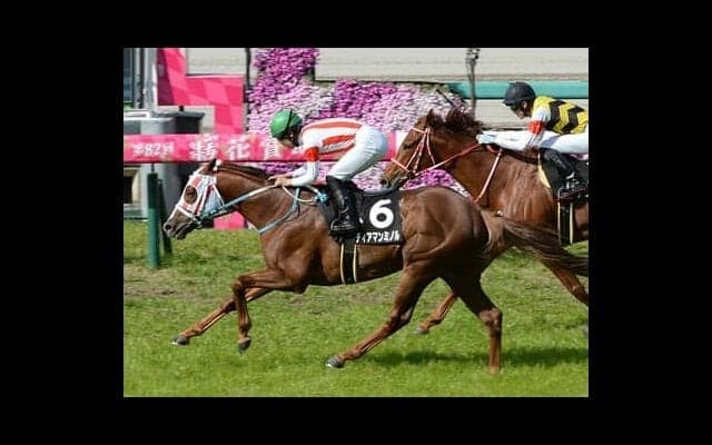 京都大賞典は今年も荒れる。開幕週でも差しが決まる阪神で末脚強烈な伏兵２頭が波乱を起こす