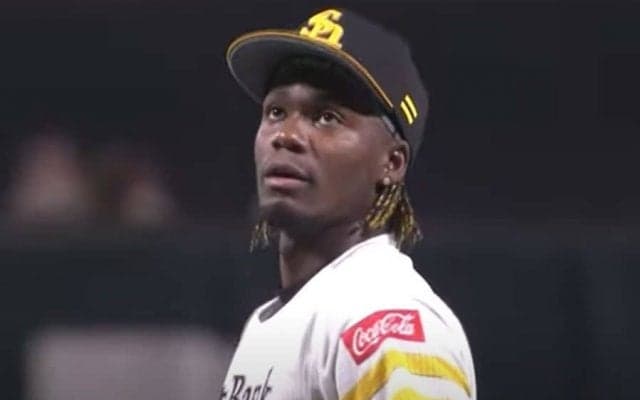 極上の直球が「ごっつ動くやん」　振るも振らぬも地獄…最後の一球が「ノビ凄過ぎ」