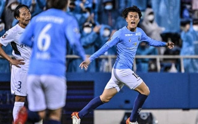 横浜FC、大分に競り負けてJ1昇格持ち越し！ FW小川航基が同点ゴールを2度も決めるも、強烈ミドルに沈む