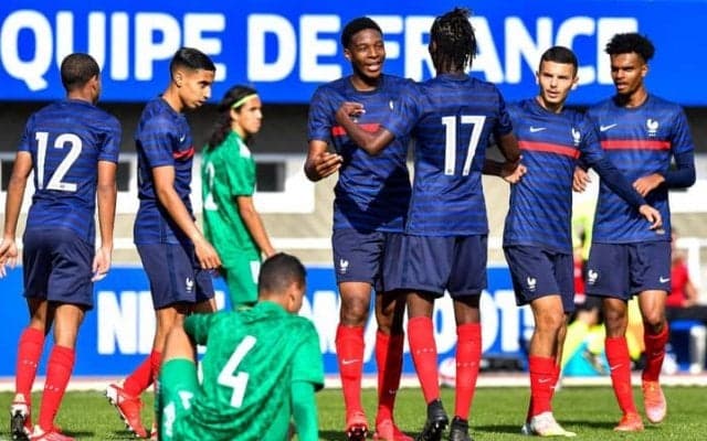 Ｗ杯王者フランスでさえ抱える育成問題。「スマホ弊害」「教育格差」新時代のサッカー界の在り方