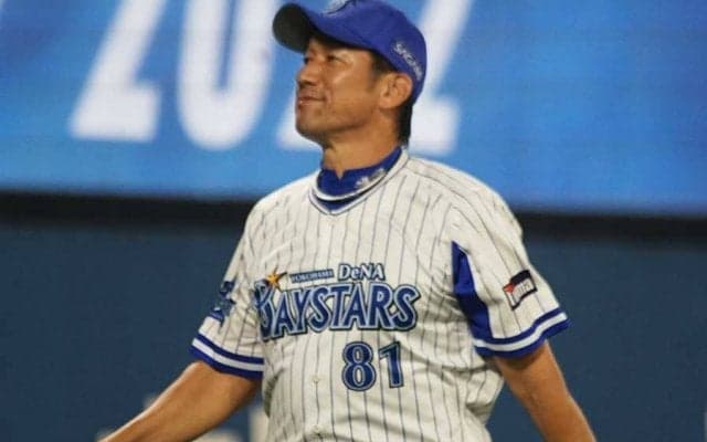 崖っぷちのDeNA・三浦監督が攻守でみせた勝負手　専門家が唸った“執念の采配”