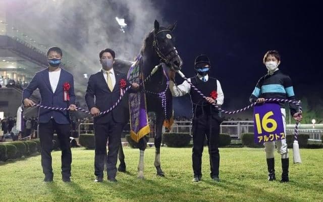 3連覇か、新王者誕生か ダートマイル王決定戦が18時15分発走/盛岡・南部杯注目馬