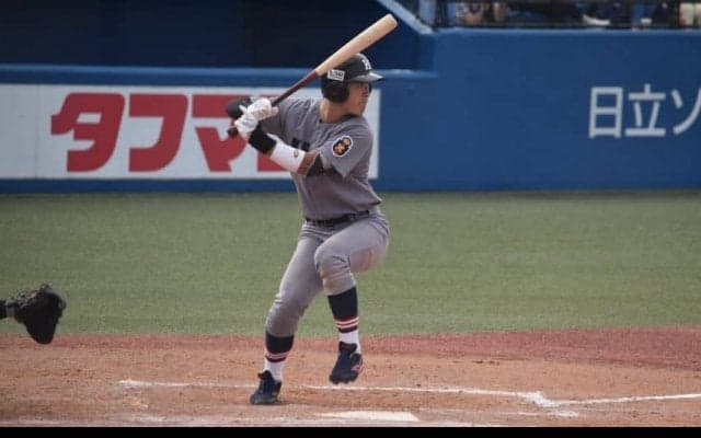 古川智也が先制ソロ含む3打点の活躍！10安打7得点の慶大が勝利し、勝ち点を3に【10/10 秋季東京六大学野球 法政大学vs慶應義塾大学】