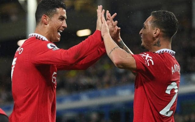 祈り？安堵？C・ロナウド、クラブ通算700点目後に新パフォーマンスを披露「とても美しい祝福」「すべてを物語っている」