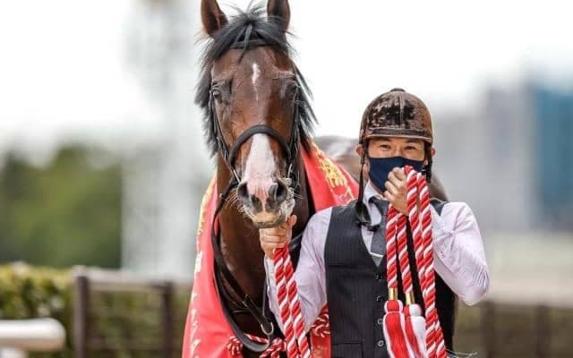 母アユサン譲りの仕上がり早の影響あったか ドルチェモアが2戦2勝で重賞初制覇