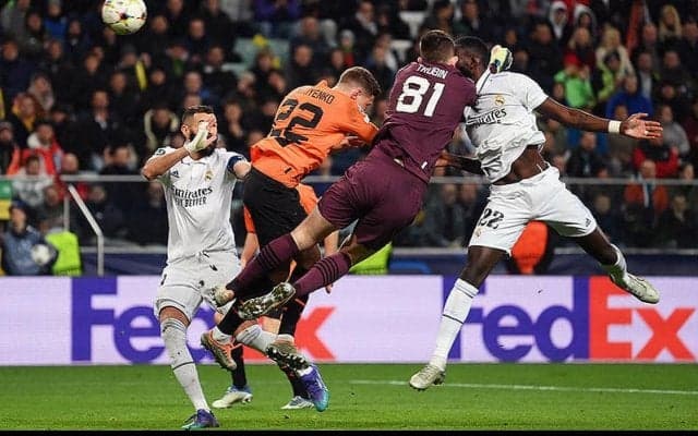 王者マドリーが2節残してGL突破！　リュディガーの劇的弾でドローに持ち込む《CL》