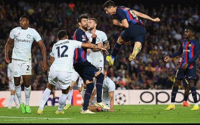 バルセロナとインテルが壮絶ドロー！　インテルは今節突破逃すも残り1勝で自力突破へ《CL》