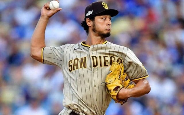 【MLB 地区S】ダルビッシュ、PS2勝目の権利　6回途中3失点降板、同点ピンチも元虎スアレス好救援