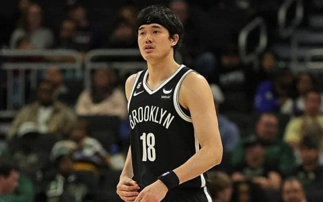 ネッツの渡邊雄太がバックス戦で6得点1スティールをマーク…チームの勝利に貢献