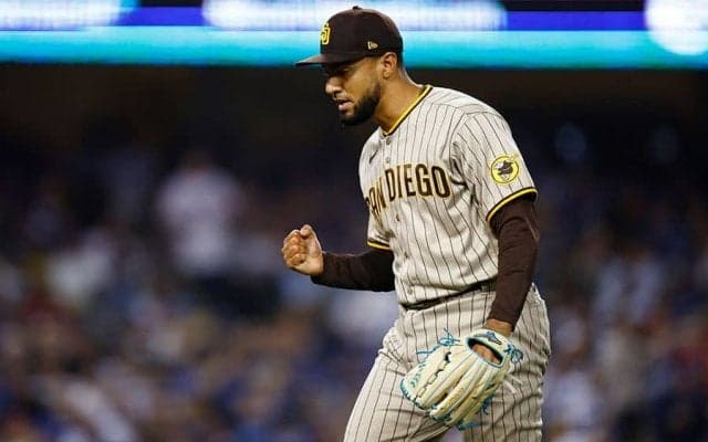 【MLB 地区S】元阪神スアレスを指揮官激賞　ダルビッシュ救った“完璧救援”は「一番難しい役割」