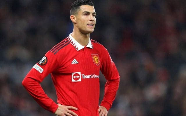 C・ロナウドが試合中に相手GKを称賛！シュートを止められるも笑顔をかわすシーンが「素敵」と話題に