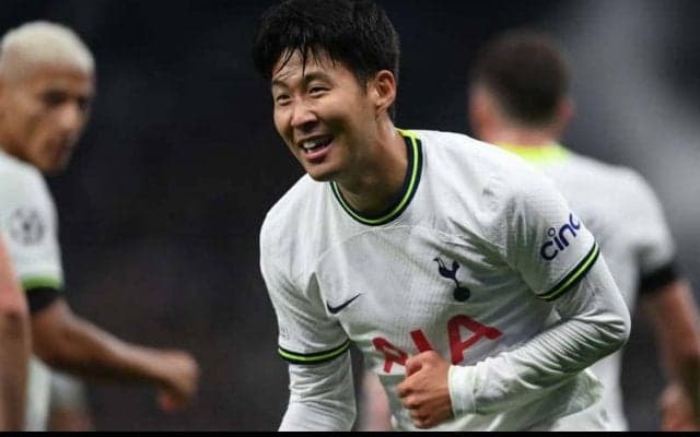 「えぐい」「気持ち良すぎ」ソン・フンミンの鮮烈ボレーが週間ベストゴールに選出！「やっぱりすごい」