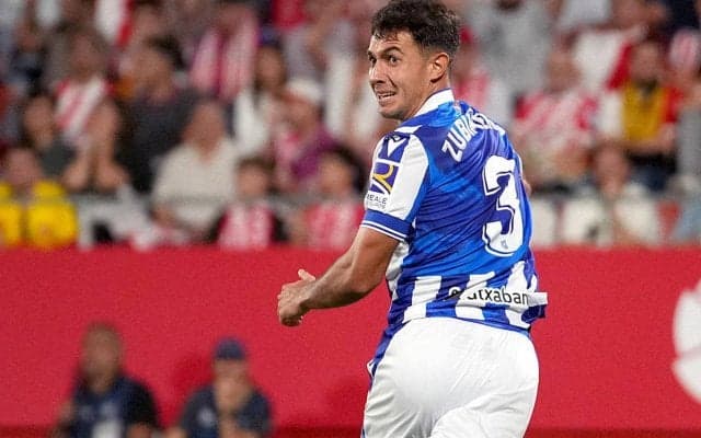 バルサも関心寄せた久保建英の同僚、ソシエダ生え抜きのチームの要MFスビメンディが2027年まで契約延長