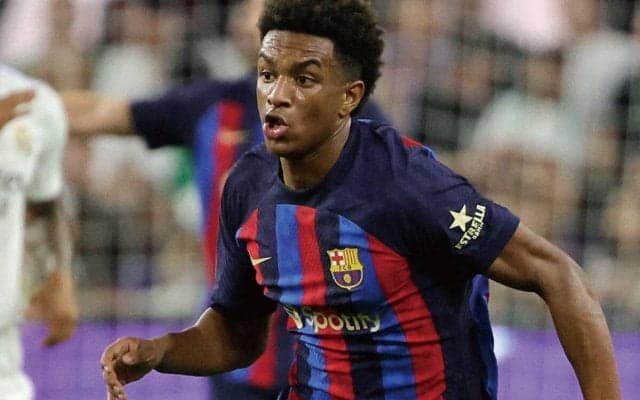 バルサ期待の左SB、18歳バルデが契約延長へ！ 今季はラ・リーガ7試合3アシスト