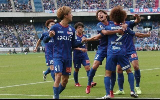 J2甲府が広島を下して初制覇！ 42歳山本英臣が栄光に導く！《天皇杯》