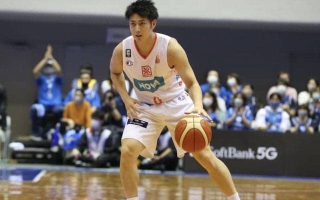 後半に躍動した広島が滋賀に逆転勝利で2連勝…寺嶋良が試合終盤に勝負強さを発揮