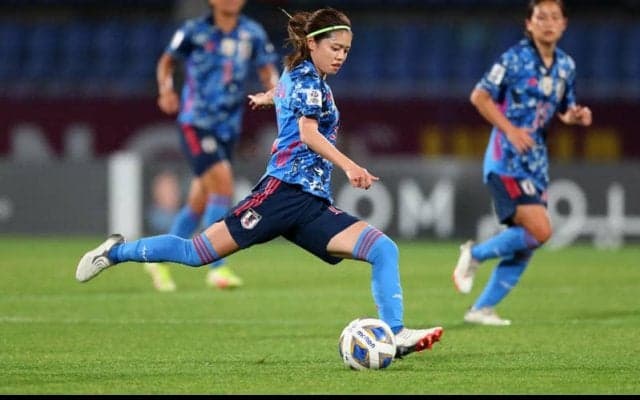 長谷川田唯がマンチェスター・シティ初先発・初出場！ シチズンズで初の日本人デビュー！