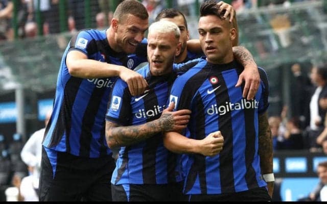 ラウタロ&バレッラのゴールでインテルがサレルニターナに完勝！《セリエA》