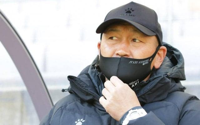 1年でのJ3降格が近づく岩手、秋田豊監督が今季限りで退任「最後まで戦い抜きます」