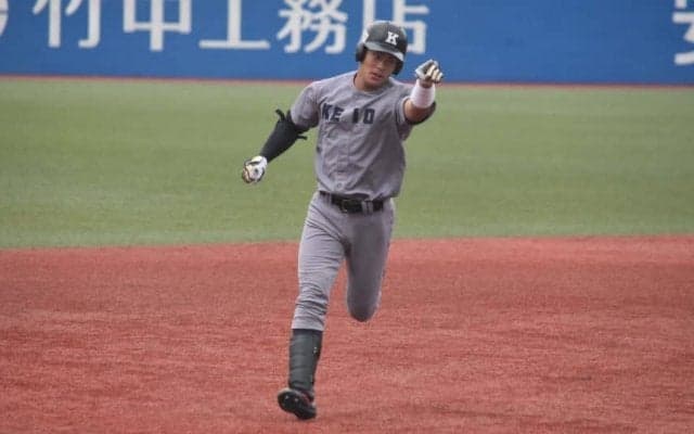 山本晃大の3ランや橋本達弥の好救援など、投打がかみ合った慶大が明大との首位攻防戦を制し、勝ち点4で首位に【10/17秋季東京六大学野球 明治大学vs慶應義塾大学】