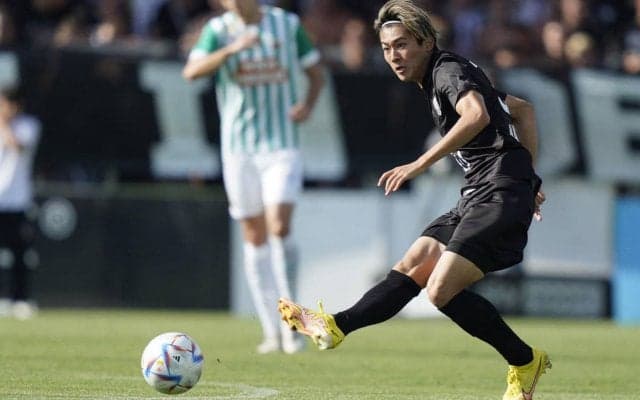 LASKの中村敬斗が今季二桁ゴール達成！ 鋭い抜け出しで冷静に決める