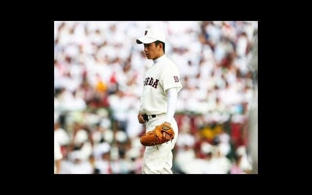 斎藤佑樹が「野球の神様」の存在を信じた伝説の甲子園決勝。駒苫の４番を迷わせた死球とフルカウントからのフォーク
