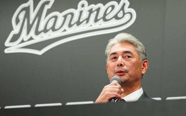 侍Jとの“二刀流”大丈夫？　OP戦離脱も…ロッテ吉井新監督「今は便利な世の中」