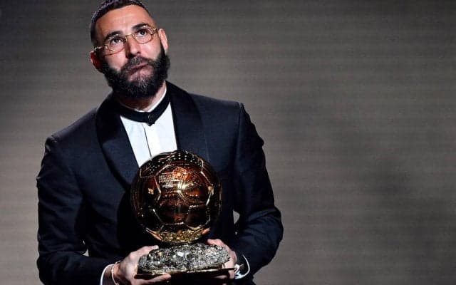 「他に選択肢はない」バロンドール受賞で3つの夢を叶えたベンゼマ、去就に言及「レアルで引退する」