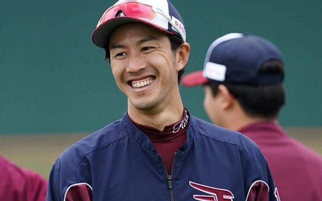 イケメン右腕の“チラ見”が「気絶しちゃう」　ファン胸キュン「何回見てもドキドキ」