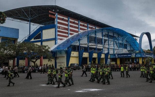 悲劇が起きたインドネシアのスタジアムの解体が決定…FIFAの安全基準を満たしたスタジアムを建設へ