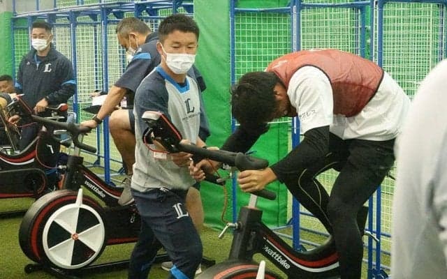 2軍選手より高数値の受験者も　午前中は野球道具使わず…西武が“異例”の入団テスト