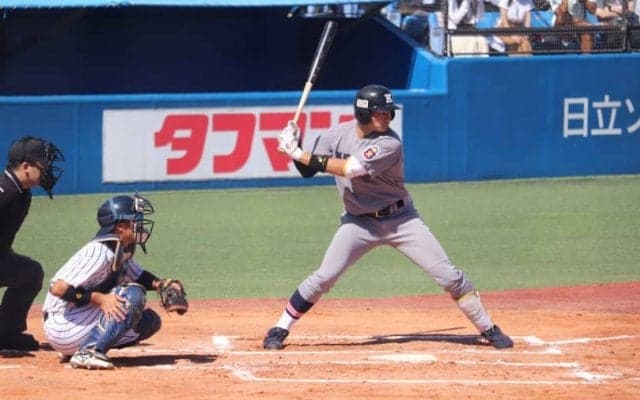 大学選手権ベンチ外で見つけた「エンジョイベースボール」の境地。広角に放つ長打力と確実性を兼ね備える外野手 萩尾匡也（慶應義塾大）【時は来た！ドラフト指名を待つ男たち 大学生編】