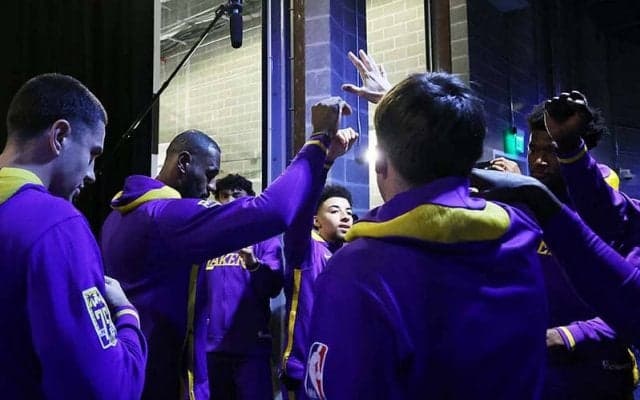 現地著名記者が語るレイカーズの方向性…感謝祭までの“20試合”が今季の分岐点？