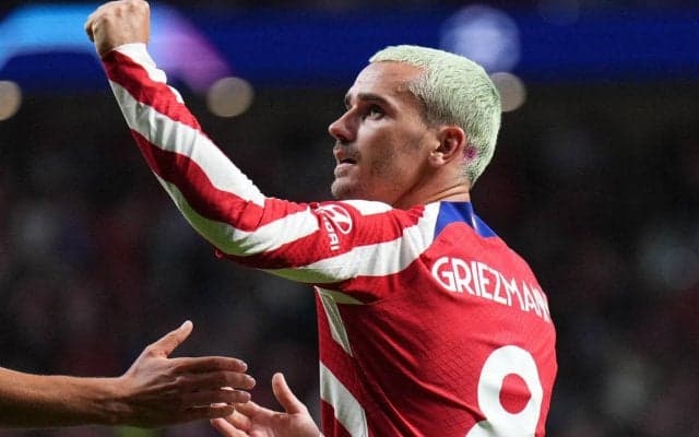 『アベンジャーズ』に新たなヒーロー誕生!? その名も“グリーズマン”がパリのディズニーに出現