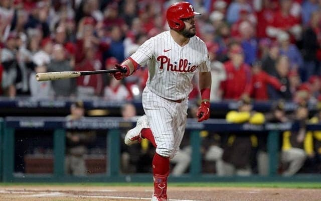 【MLB 優勝決定S】フィリーズが接戦制して2勝1敗に　HR王シュワーバーが先頭打者弾、PS本拠地3連勝