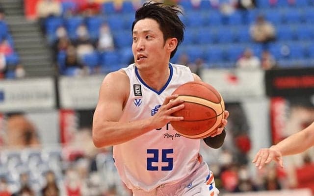 平尾充庸が第3Qだけで14得点…茨城が横浜BCを破り2連勝、河村勇輝は今季5度目のダブルダブル