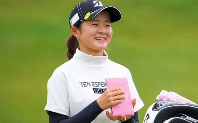 ポニーテールをなびかせた19歳新星・川崎春花の首位浮上に反響「きたー！」「強いな」