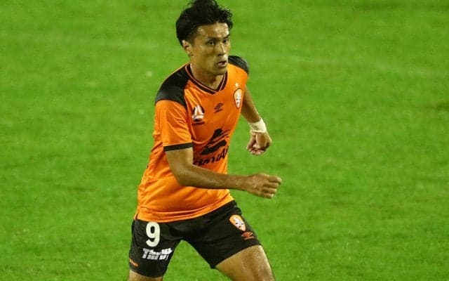 「毎朝いつだってにこやかな笑顔だった」古巣ブリスベン・ロアーが工藤壮人を追悼…試合では黙祷に加え、ゴール後にユニフォームを掲げる