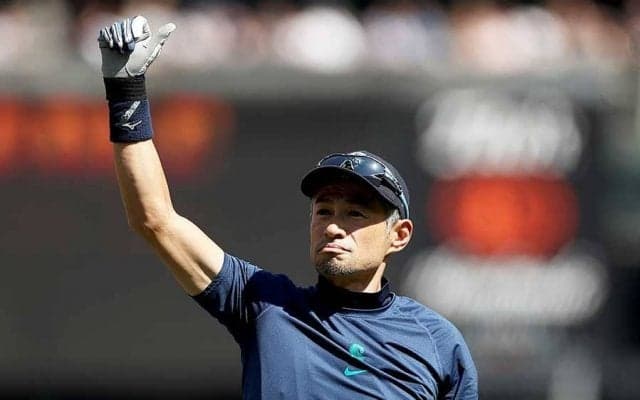 49歳イチローが「選手に戻らない？」と称賛された1球　再び米話題「俺のアイドル」