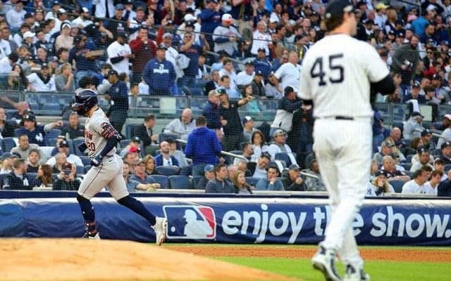 0勝3敗ヤンキース戦で珍事　「ベーブ・ルース激似」の客席男性に米紙騒然「超ヤバい」