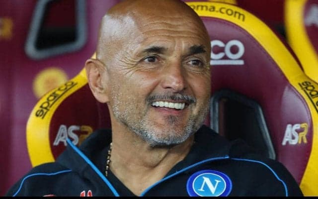 デルビー・デル・ソーレ勝利で首位快走のナポリ、スパレッティ監督「選手たちに拍手を送りたい」