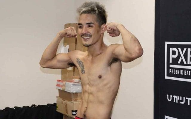 体重超過のボクシング王者、意地の1時間-1kgに会場騒然　本人「落とせると思ってた」