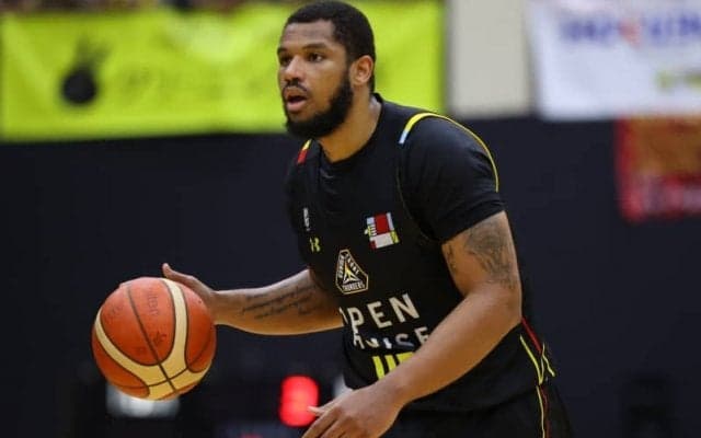 ジャスティン・キーナンに1試合の出場停止処分…23日富山戦終了後ボールを投げつける