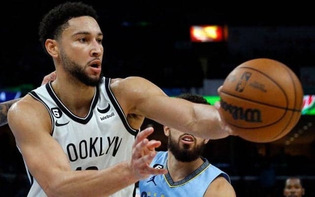 退場の名手が「審判はミスを犯した」と断罪　焦らしたスターの“作戦勝ち”が米話題