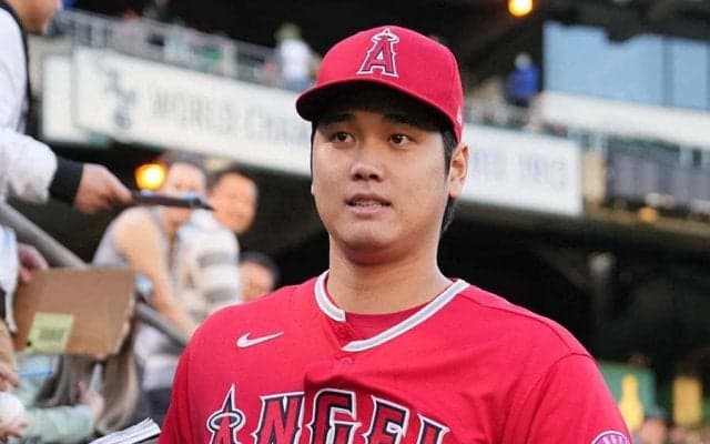 大谷翔平を「獲得してはいけないの？」　テキサス紙が重ねた22年前の大スター獲得