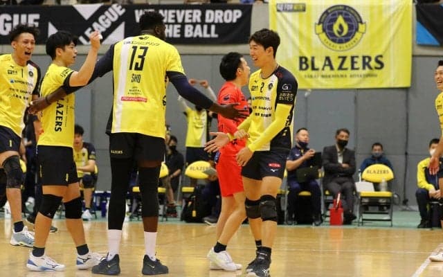 堺ブレイザーズのホームゲームが変わった!? 国際大会仕様に踏み切った理由と応援団長が明かす今後の策略