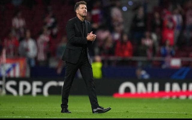 「結果の責任を取るのは我々」CL敗退に落胆のシメオネ、一方でPK失敗のカラスコには「責任を担ってくれてありがたい」