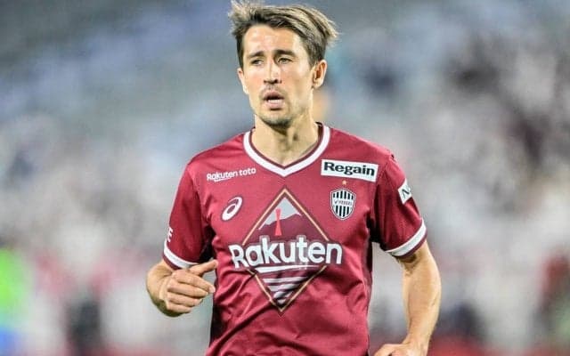 「とても美しい文字」神戸の元スペイン代表FWが書道に挑戦！ 挑戦した「一期一会」の文字に、「僕よりうまいでこれ」などファンも驚き！