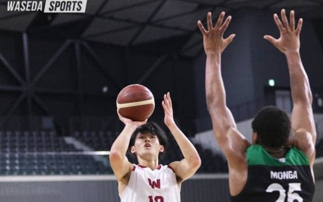 後半に差が開き、首位白鴎大に敗戦